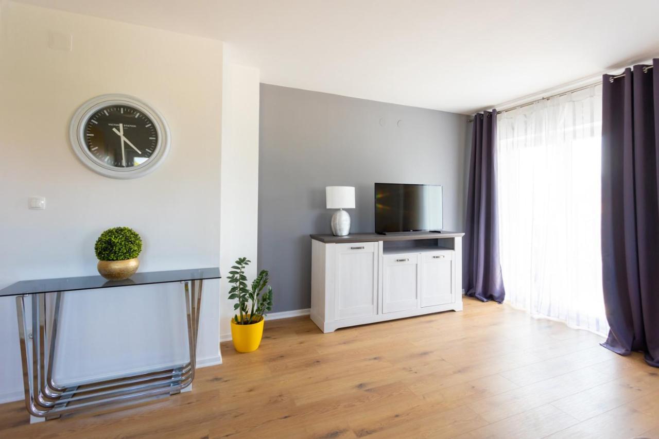 Apartment Demo Малинська Екстер'єр фото