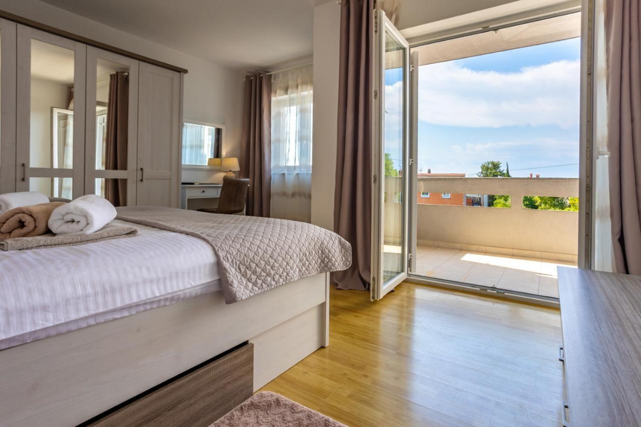 Apartment Demo Малинська Екстер'єр фото