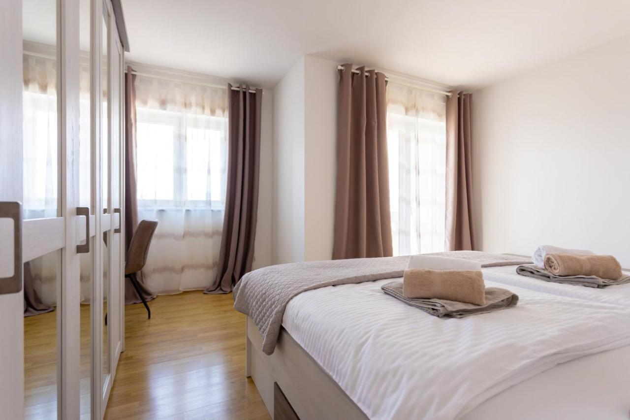 Apartment Demo Малинська Екстер'єр фото