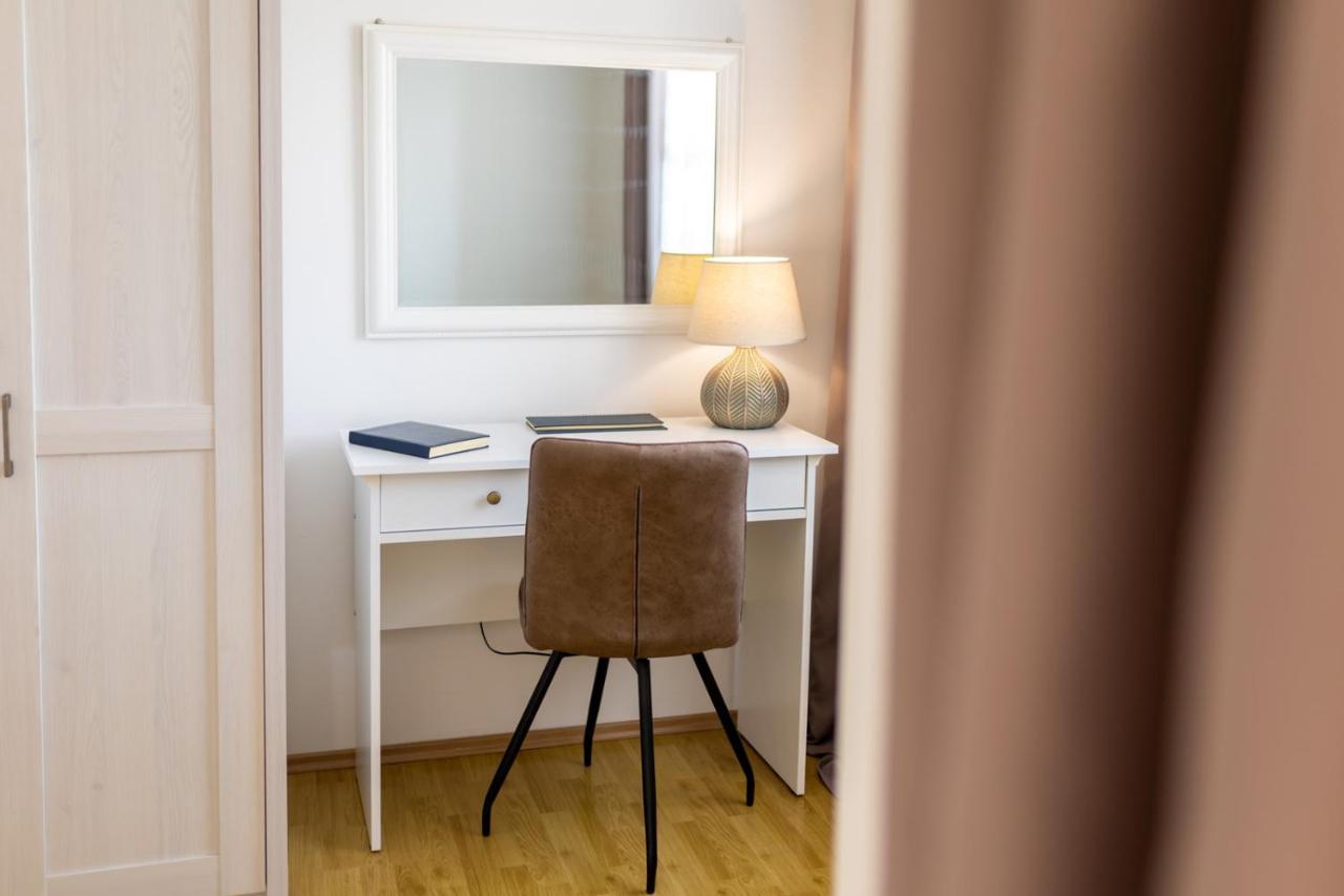 Apartment Demo Малинська Екстер'єр фото